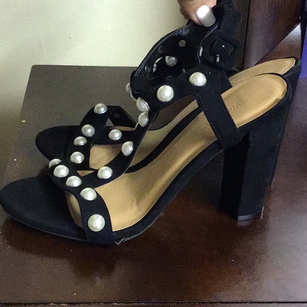 Black Pearled Heels